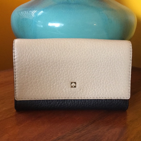 Kate Spade♠️ - Picture 13 of 13